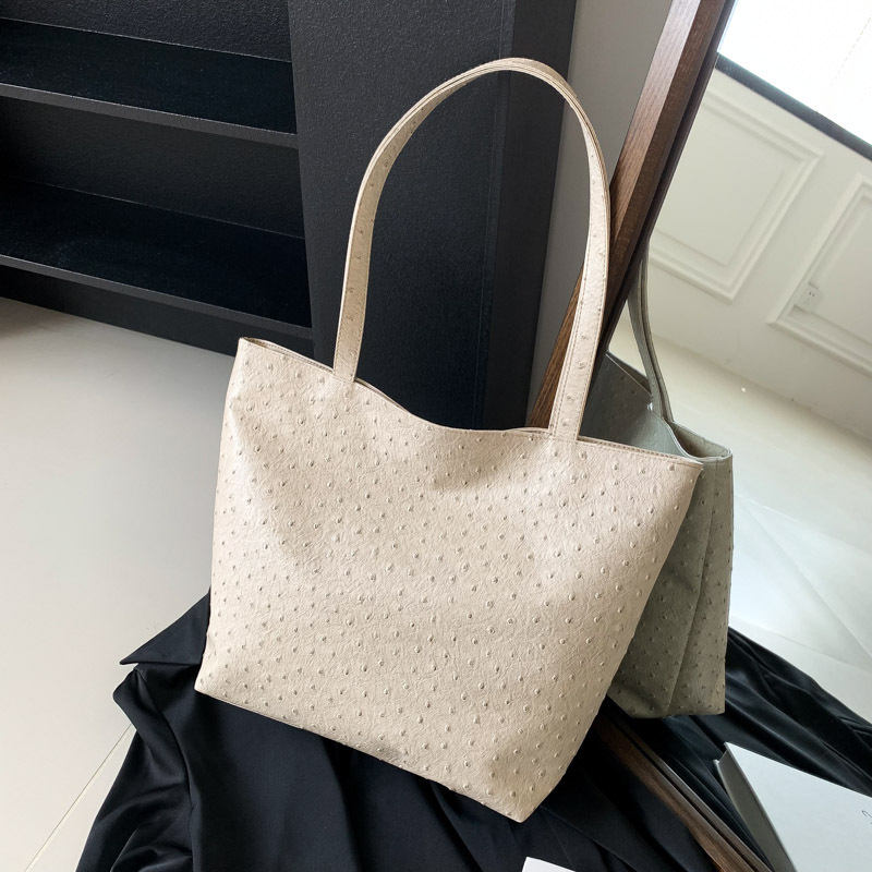 Womens Large Embossed Leather Tote Ivory |  Totes Bags Ivory