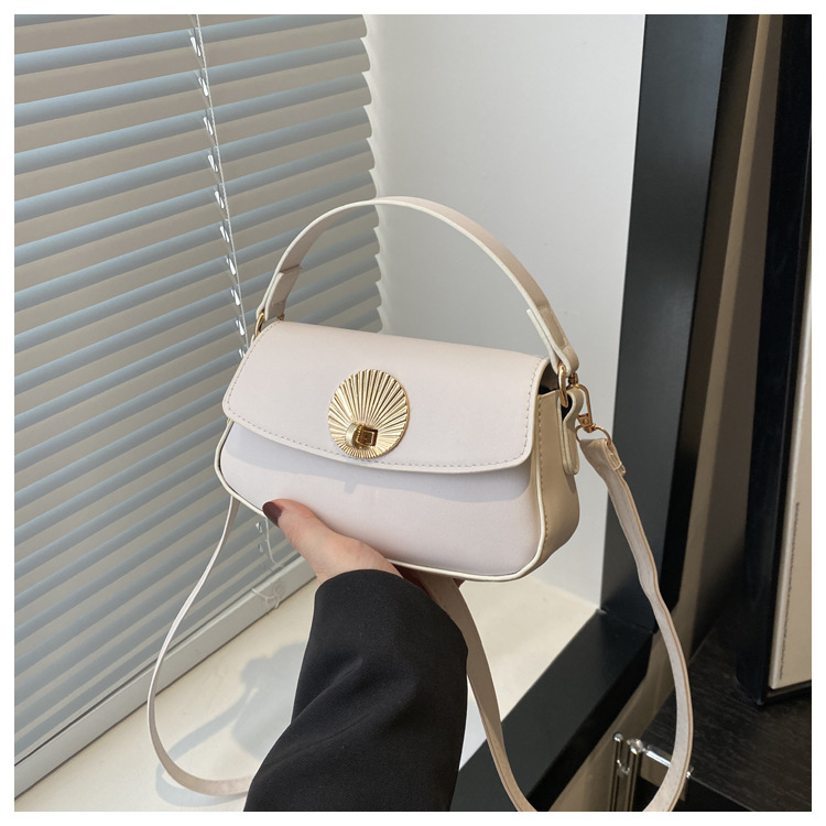 Womens Sculptural Buckle Leather Bag Cream |  Shoulder Bags Bags Cream